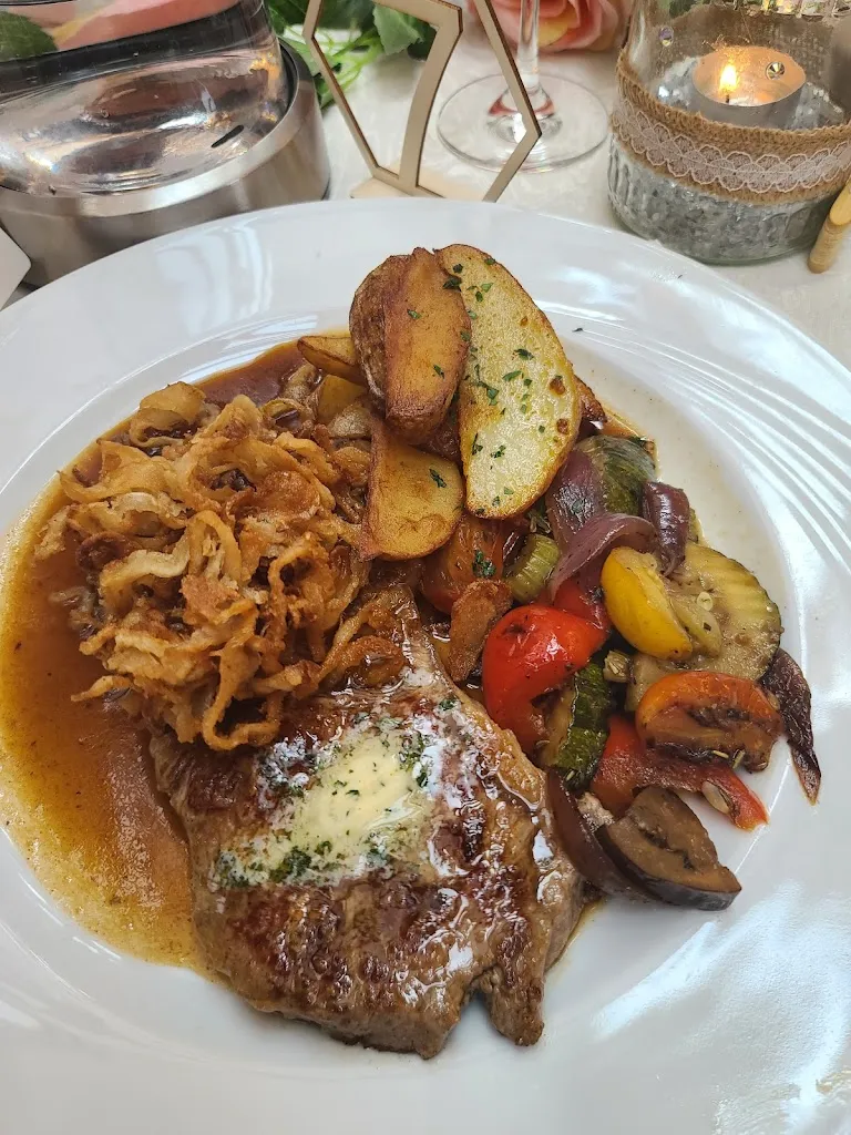 Menu_Landgasthof Schwarzwirt Gaststätte - Saal - Biergarten_Rain_immagine_7