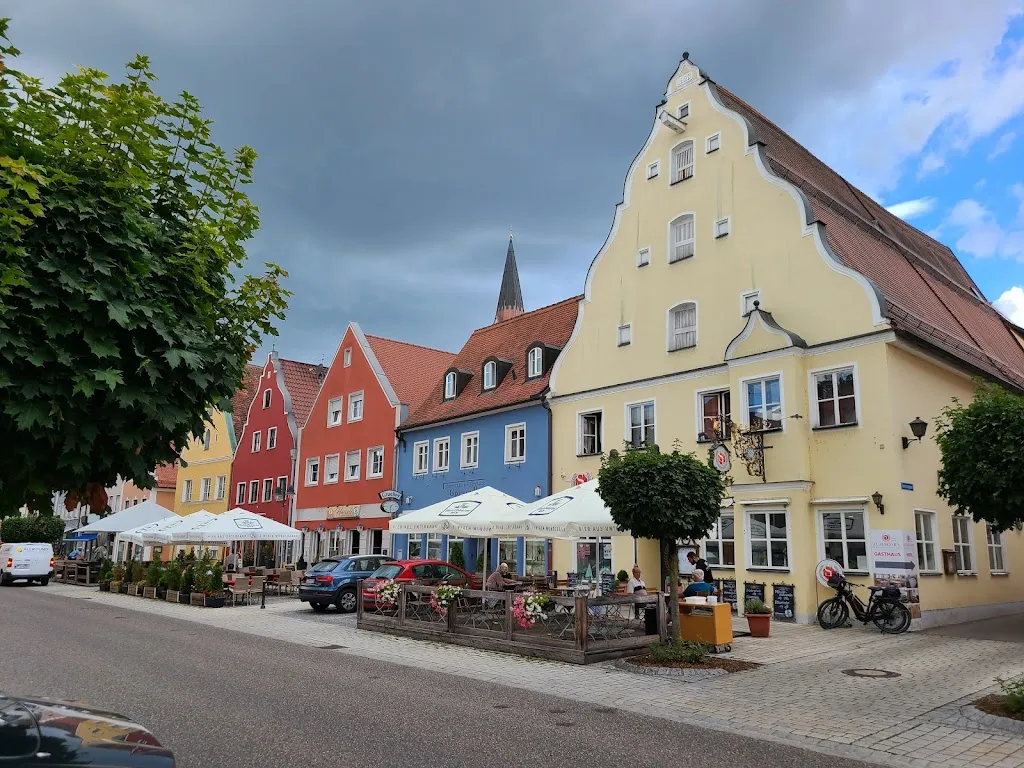 August Bo Tao_Gasthaus & Hotel 