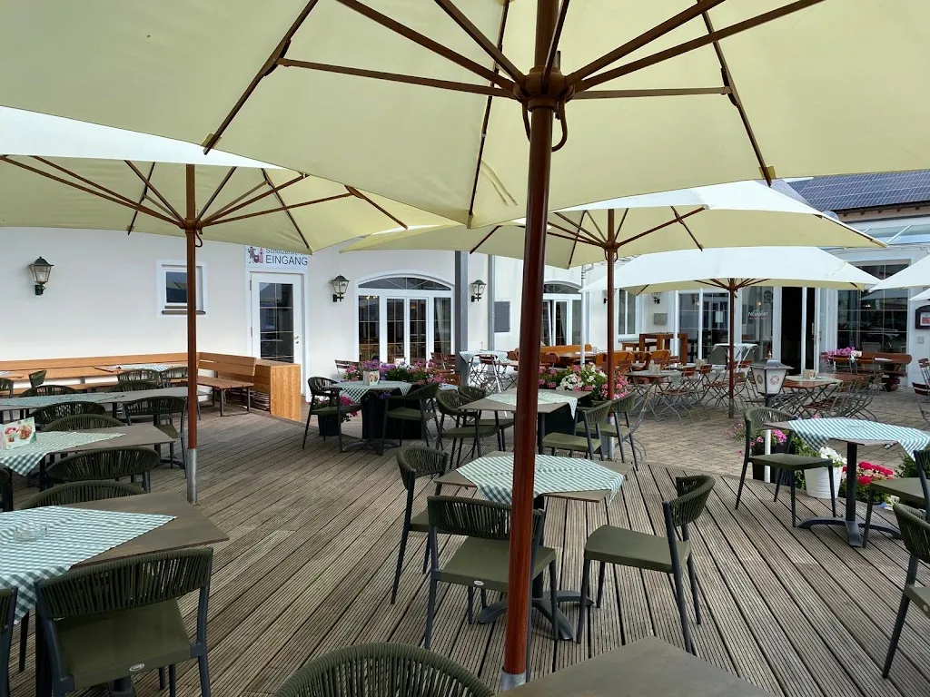 Neuwirt Hotel-Gasthof-Catering ristorante a Rain