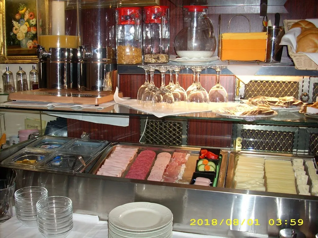 Café Gut restaurant in Rain