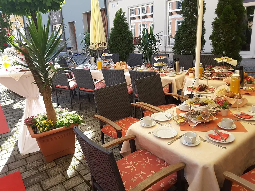 Café Gut_Rain_slider_image_3