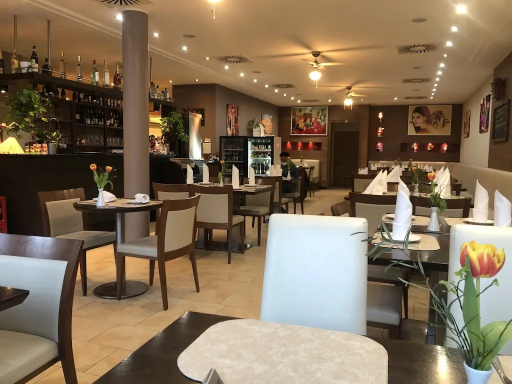 Restaurant Haweli restaurant in Rain