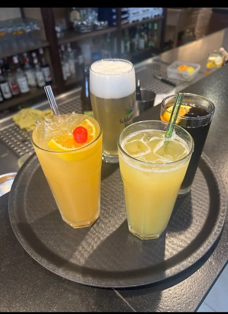 Restaurant Haweli_Rain_slider_image_3