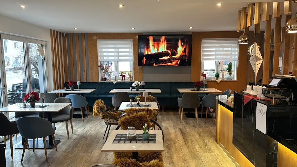 Fillion Cafe Hotel Restaurant_Putzbrunn_slider_image_1