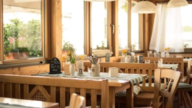 Alter Wirt restaurant in Putzbrunn