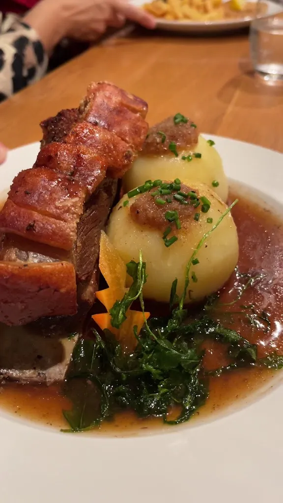 Weinhaus Ewig Leben_Randersacker_slider_image_2