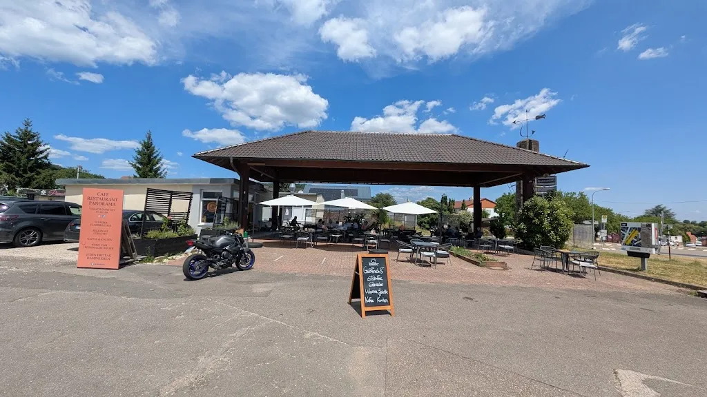 Daniel Juelich_S' Panorama_Schweigen-Rechtenbach_review