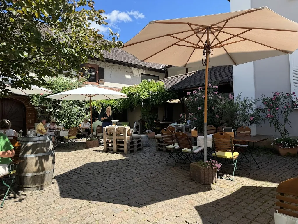 Weingut & Weinstube Jülg_Schweigen-Rechtenbach_slider_image_3