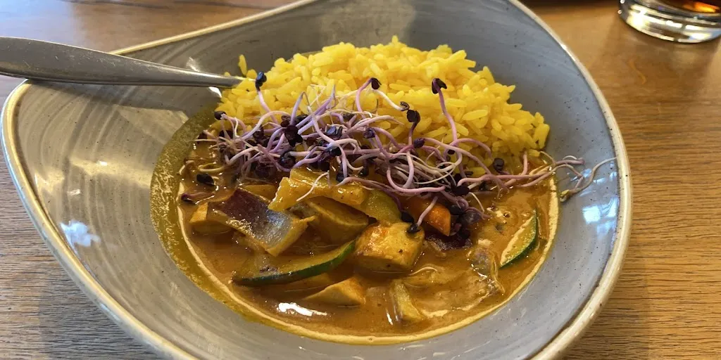 Claudia Ahlsen_werkhaus Café & Restaurant in Raubling_Raubling_review