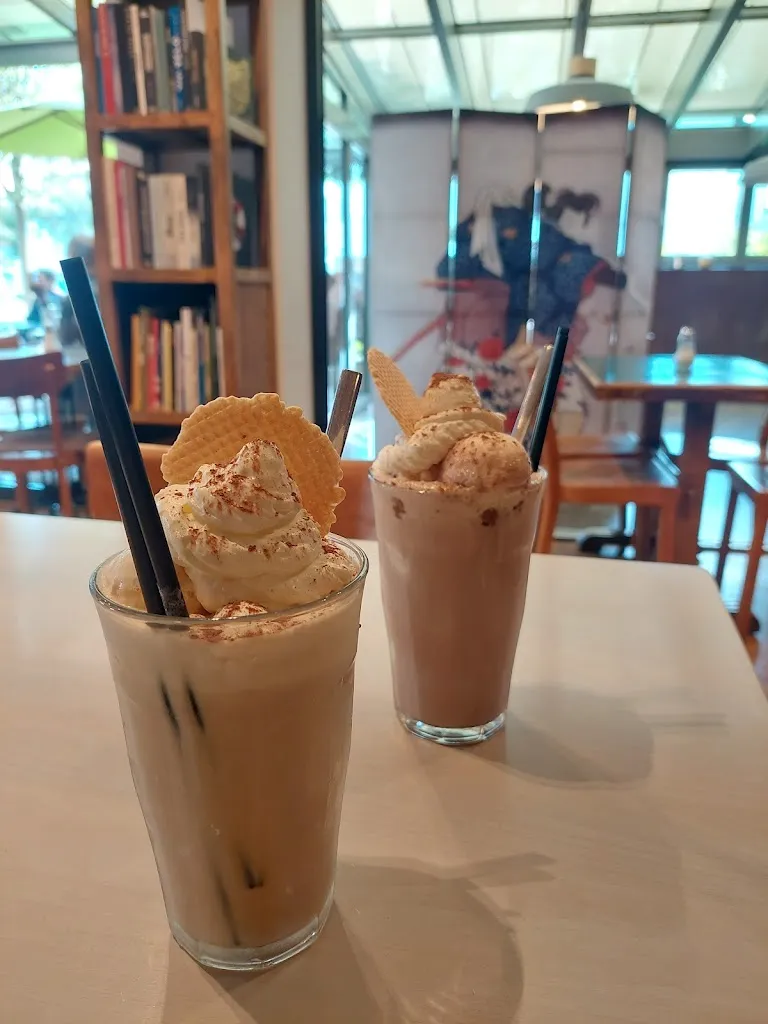 Scarlett_Bäckerei & Leckerei Schmid_Raubling_reseña