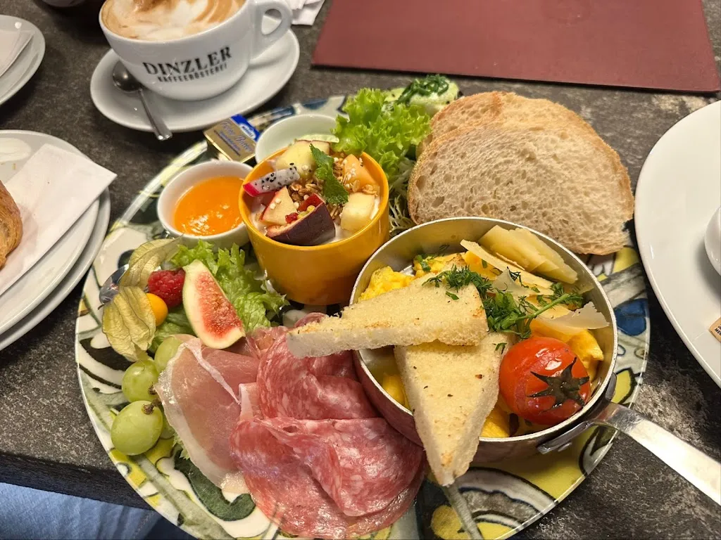 Isabella Filippi_DINZLER Hochstrass_Raubling_review