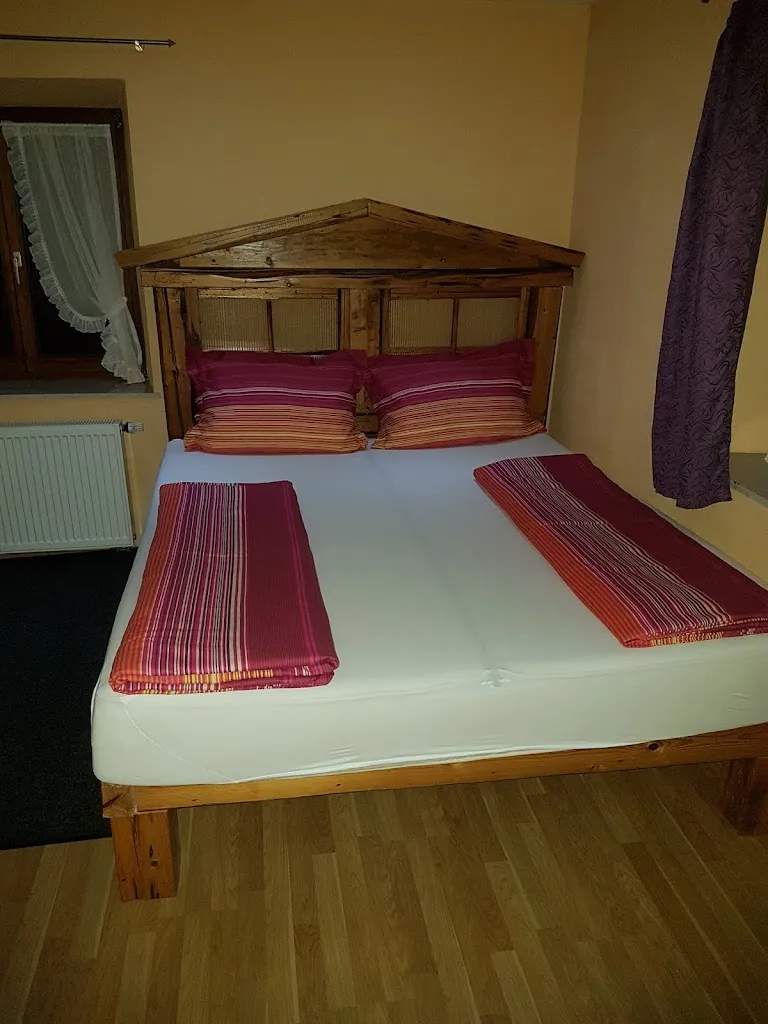 Hotel Rim Zimmer restaurant in Raubling