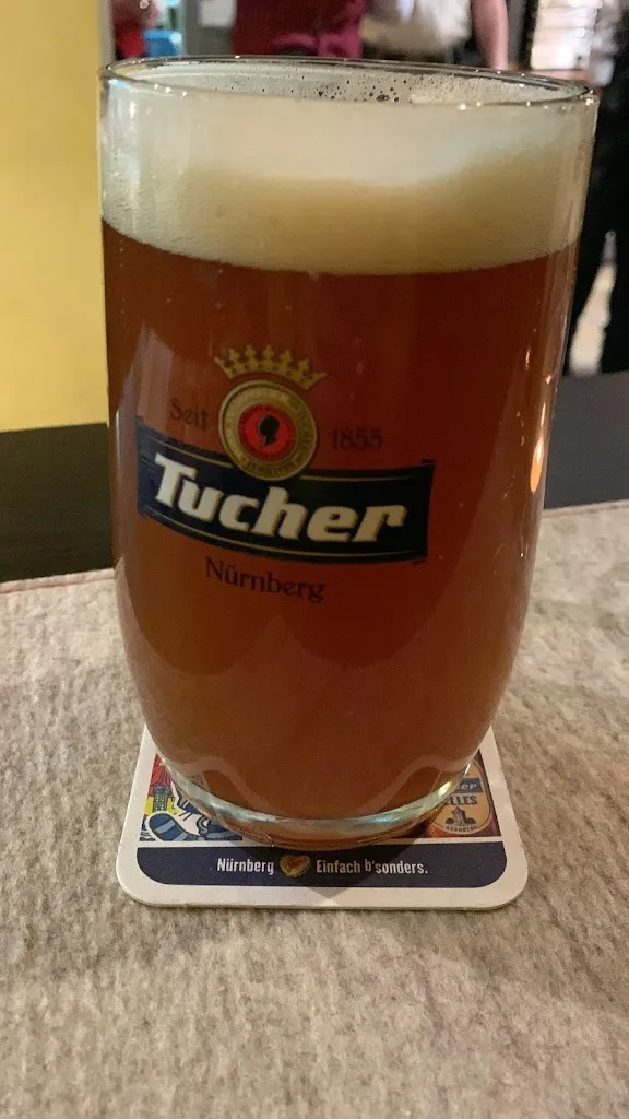 Guillaume Severin_Bratwurst Röslein_Nürnberg_review