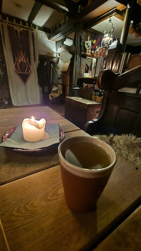 Flo van der Aa_Finyas Taverne in der Altstadt_Nürnberg_review