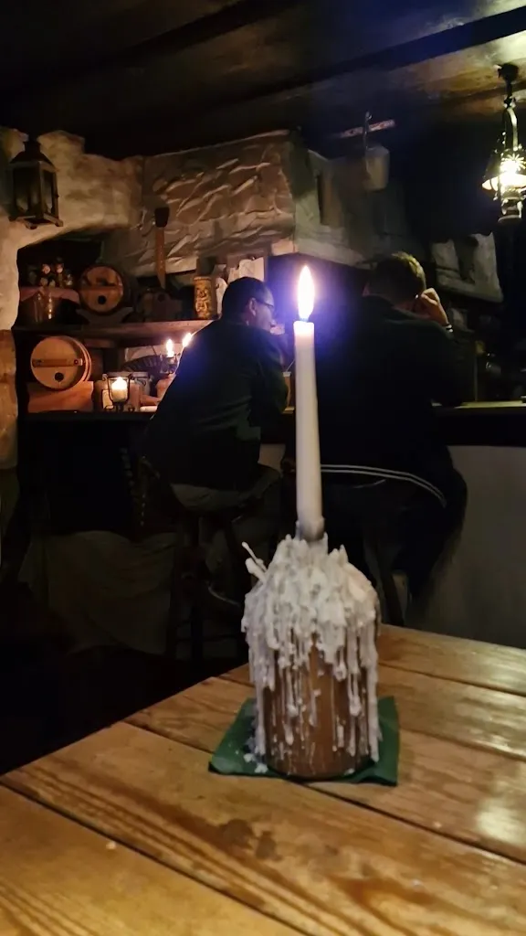 Finyas Taverne in der Altstadt_Nürnberg_slider_image_2