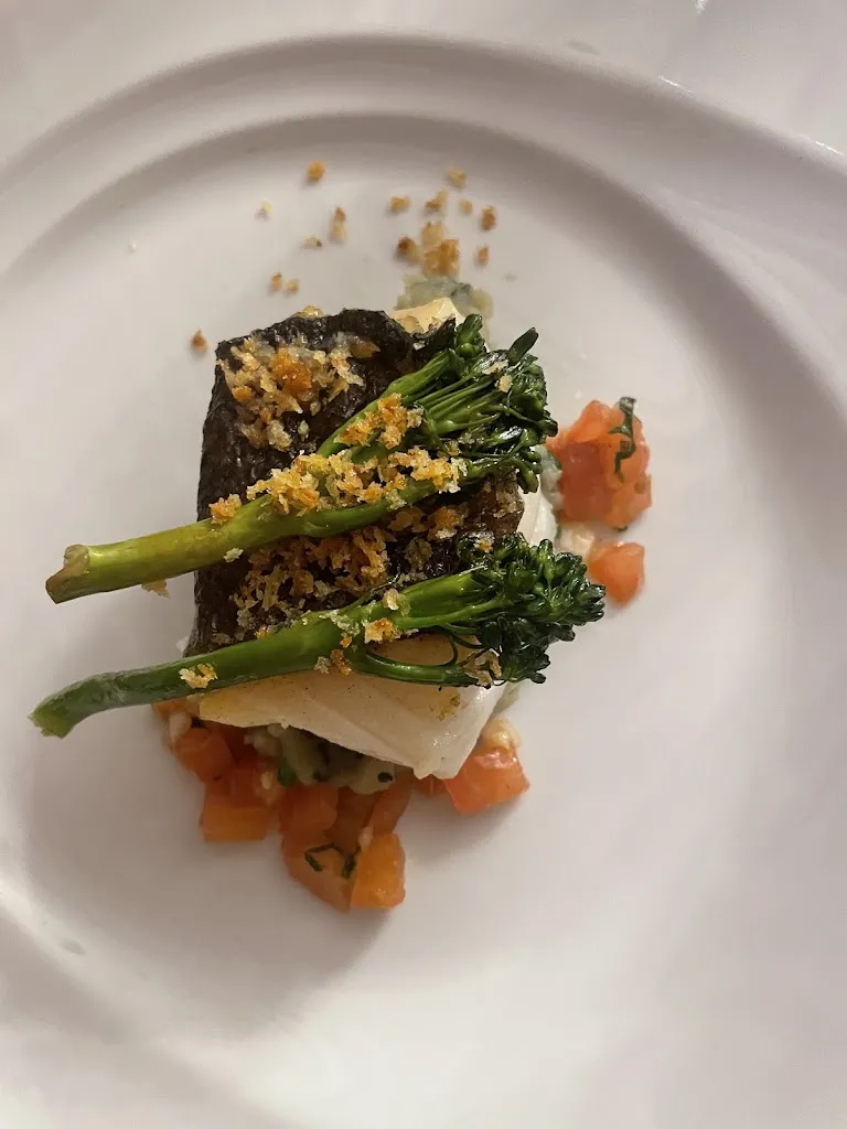 Victoria Carroll_HerR Restaurant_Tauber_review