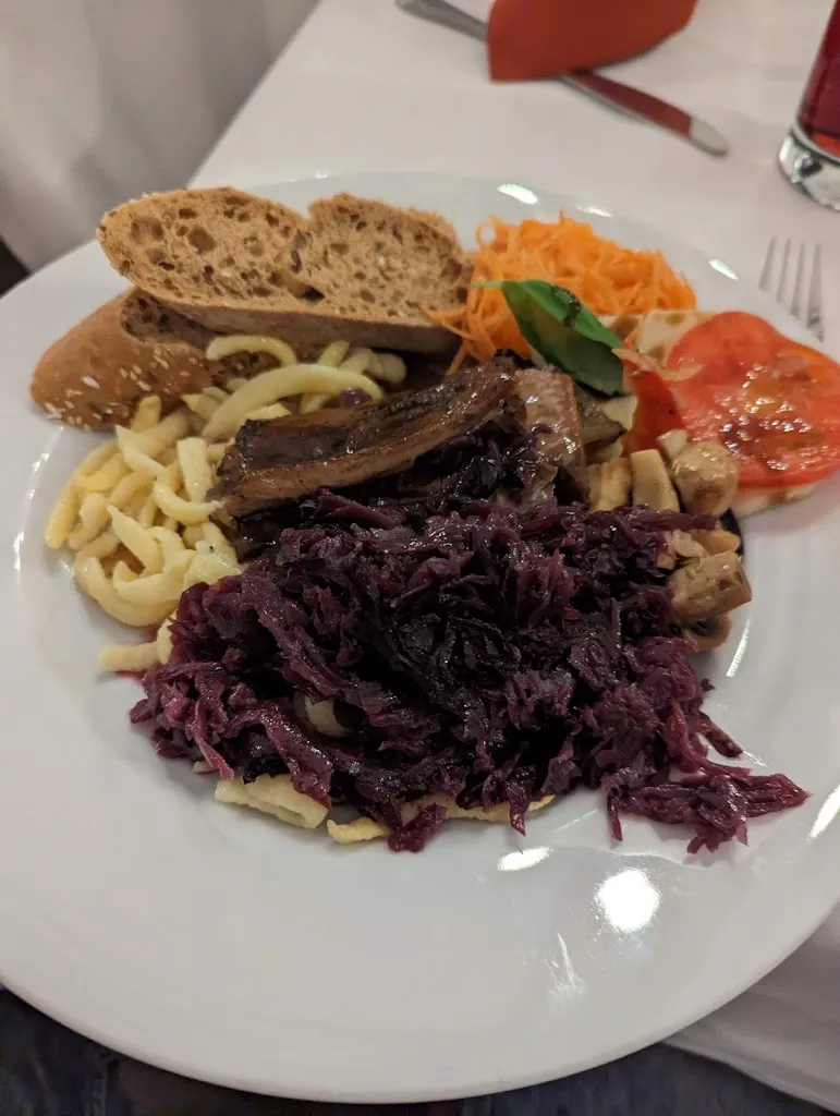 Saurav Karna_Waldrestaurant Schiesshaus_Nürnberg_review