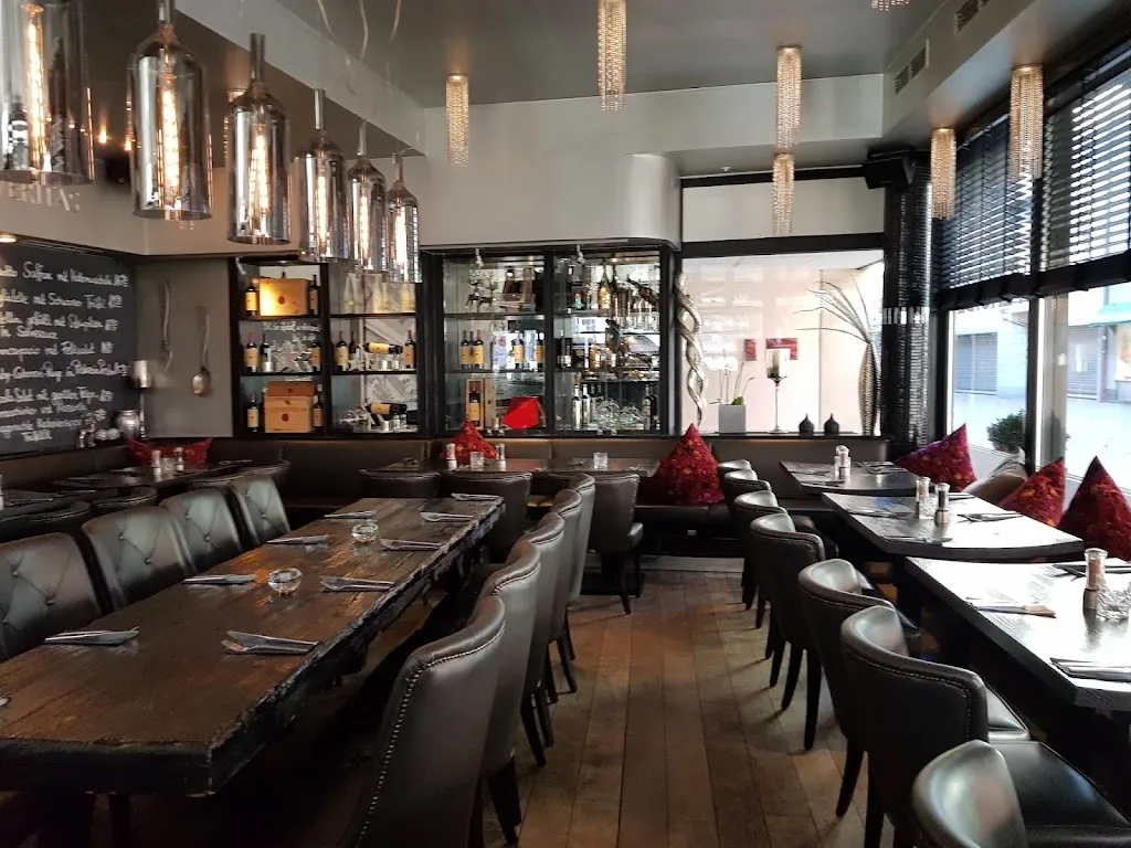 Riverside Mediterranes Restaurant restaurant in Nürnberg