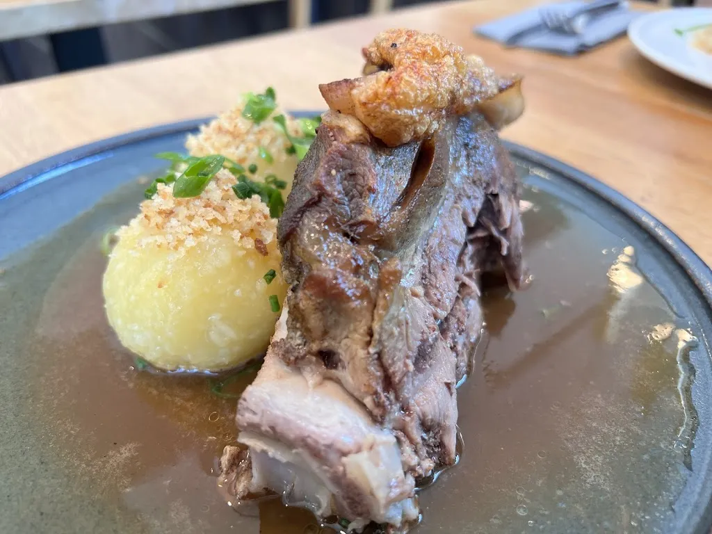 pam kwai_DIE WIRTSCHAFT_Nürnberg_review