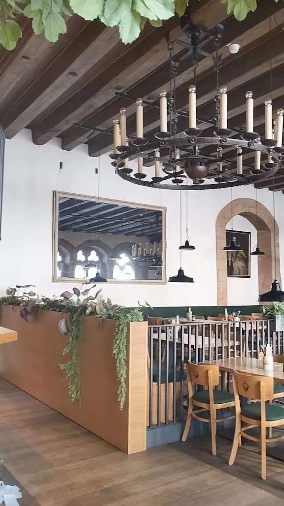 WIRTSHAUS IN HEUPORT_Regensburg_slider_image_2