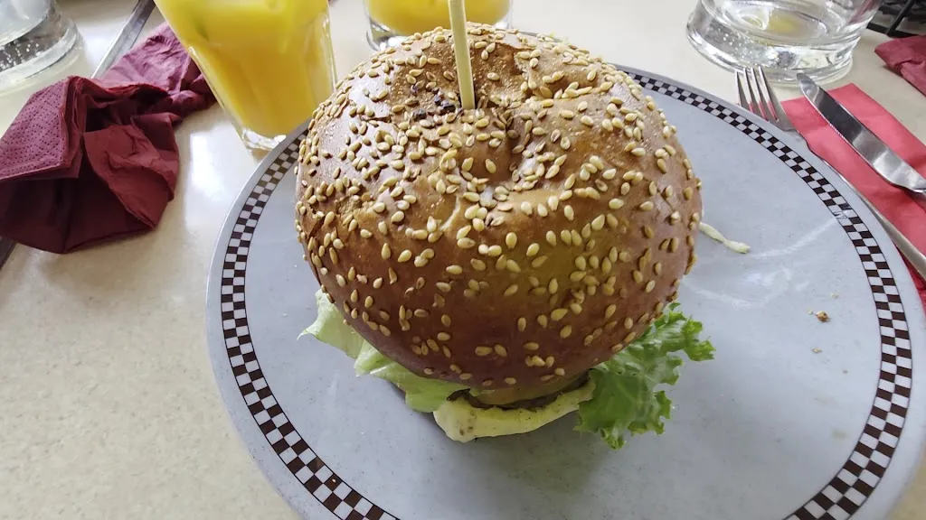 Sam Kullman's Diner Regensburg_Regensburg_slider_image_2