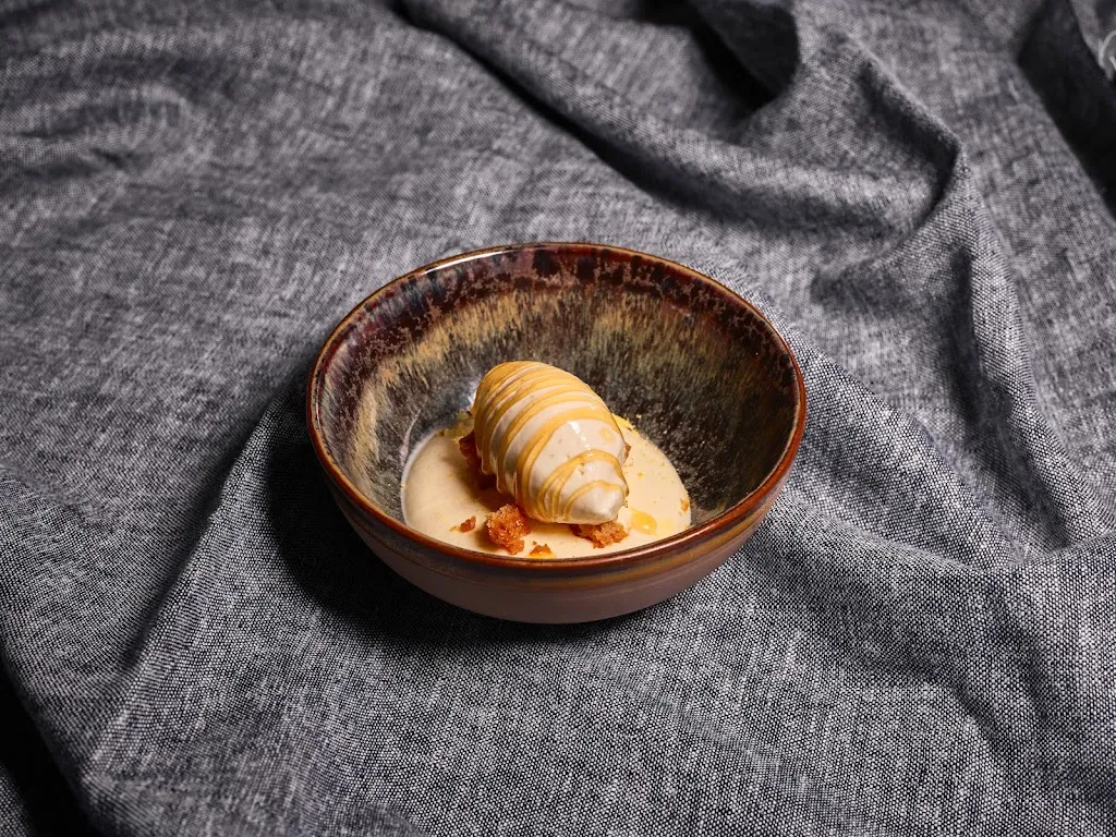 Restaurant ROTER HAHN by Maximilian Schmidt_Regensburg_slider_image_1