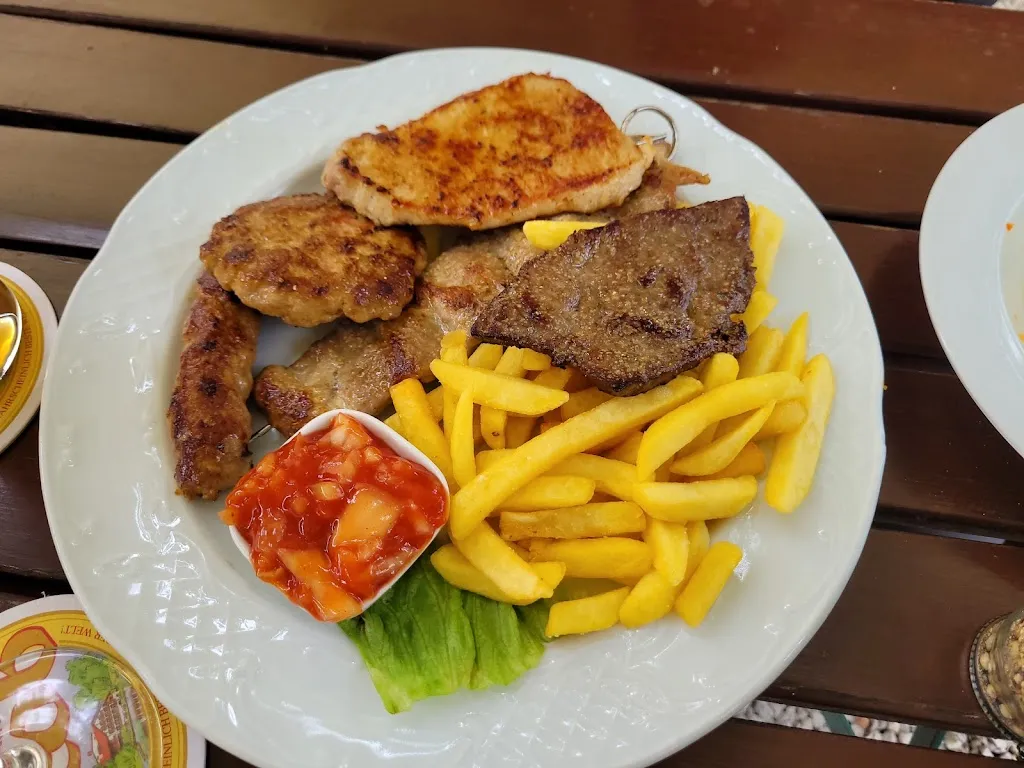 Opatija Restaurant_Regensburg_slider_image_2