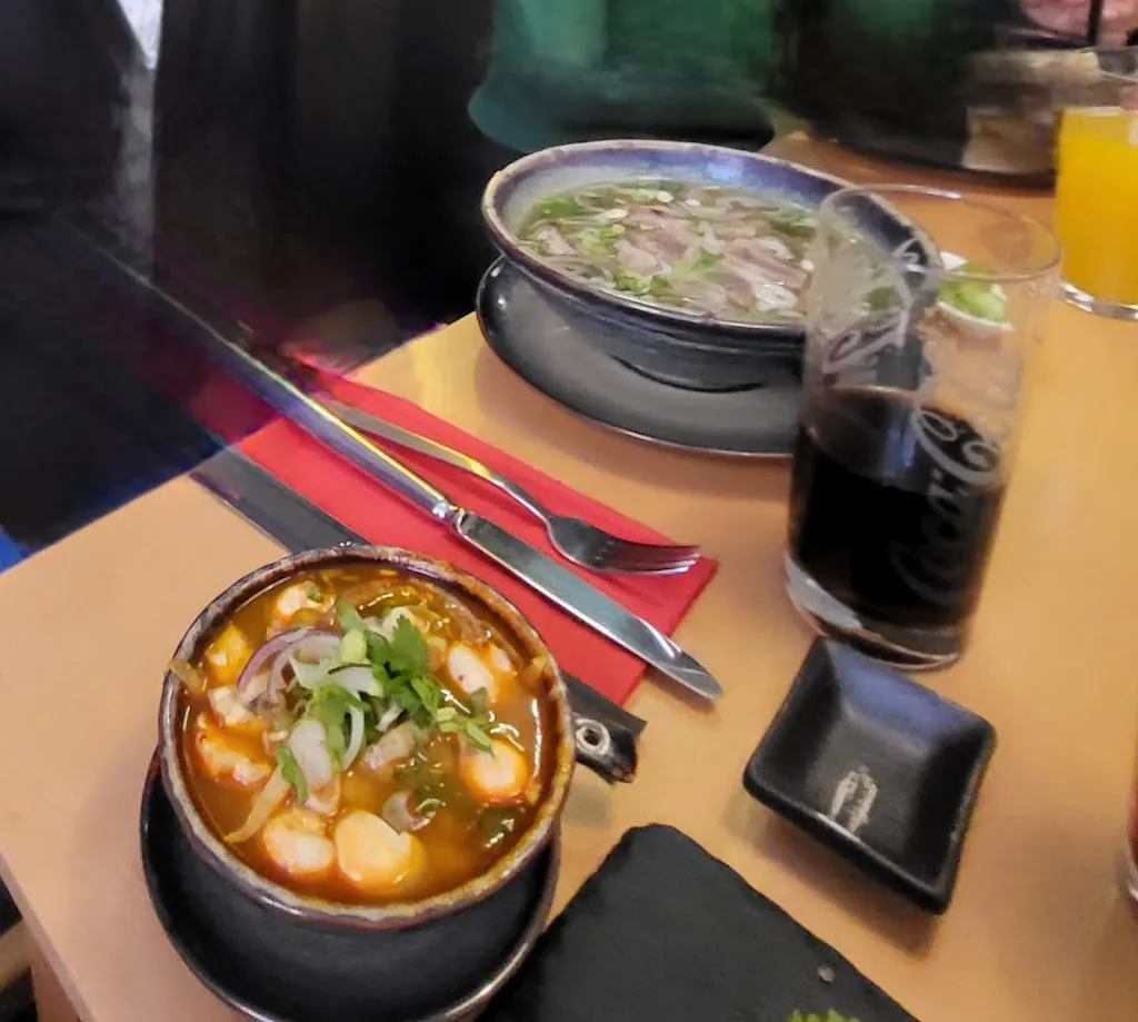 S. P. S._dragonbirds_Regensburg_review