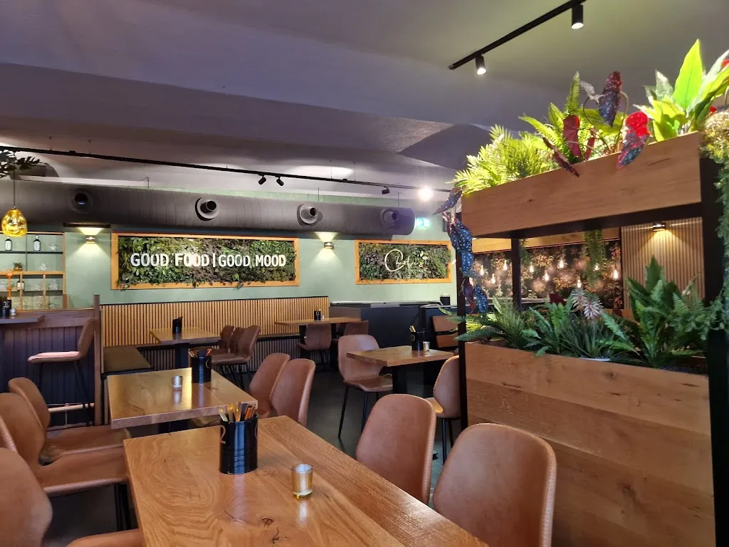 Charlie's Restaurant Café Bar_Regensburg_slider_image_2