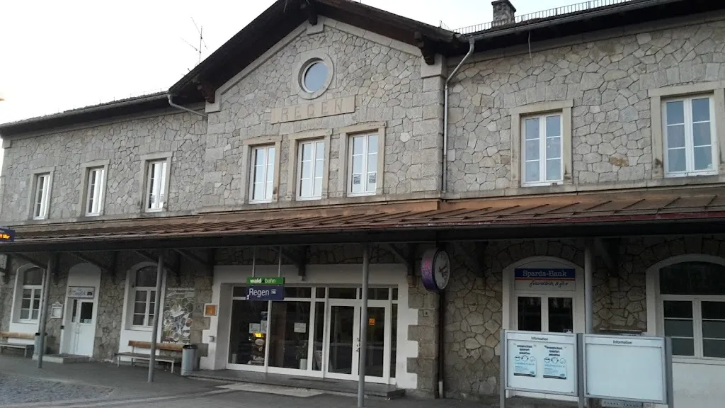 Zur Dampflok Gaststätte Bahnhof_Regen_slider_image_3