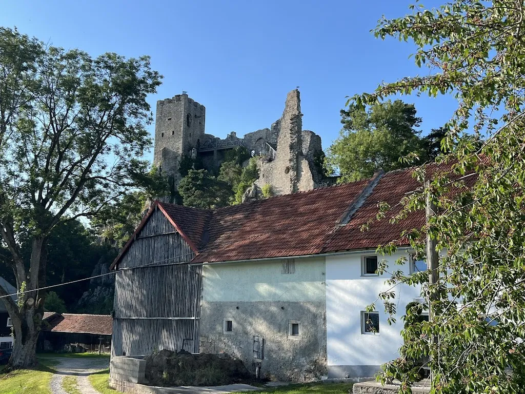 Manuel Glees_Burggasthof Weißenstein_Regen_review