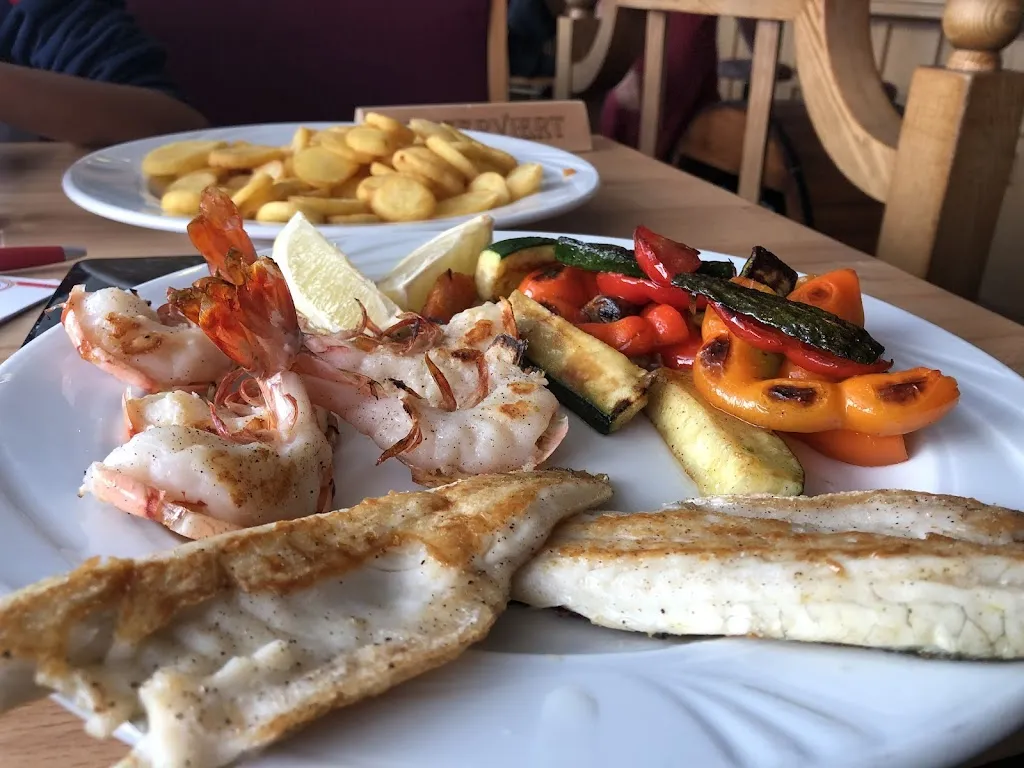 Billard-Cafe Clou_Regen_slider_image_2