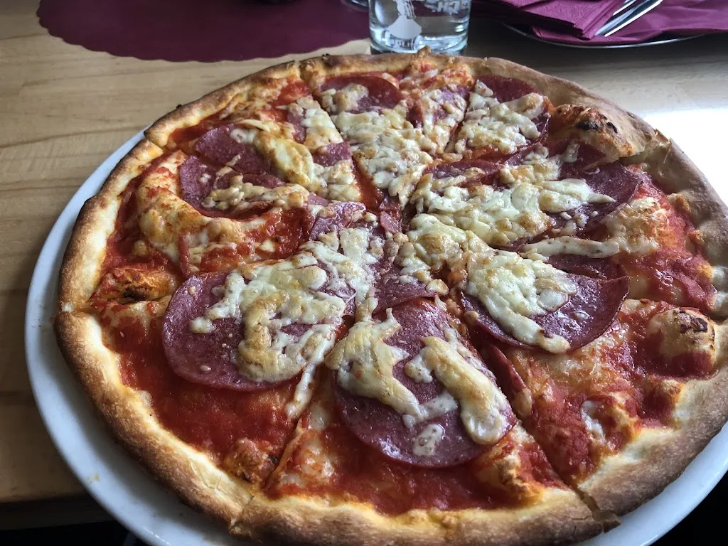 Billard-Cafe Clou_Regen_slider_image_3