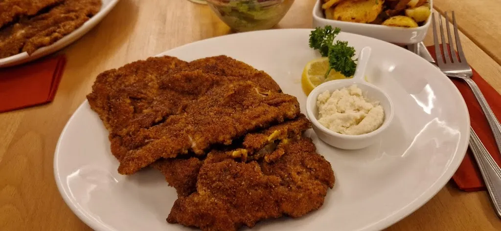 Menu_Traditionswirtshaus und Denkmal Spitalkeller_Regensburg_image_5