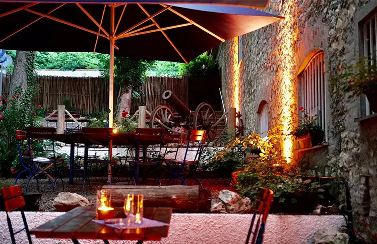 Traditionswirtshaus und Denkmal Spitalkeller ristorante a Regensburg