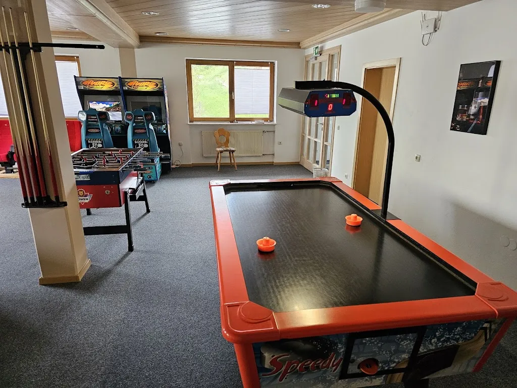 Jonathan Schmidt_Hotel-Gasthof Zum Oberen Wirt_Regen_review