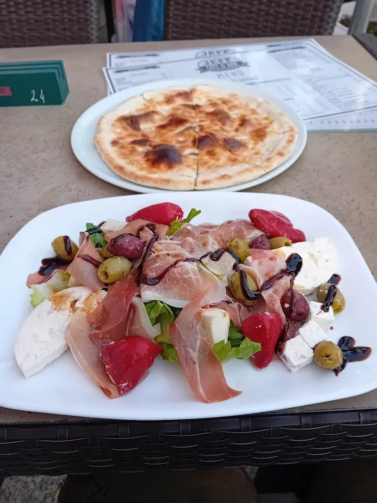 Menu_Café Jeff Bar_Regen_image_9