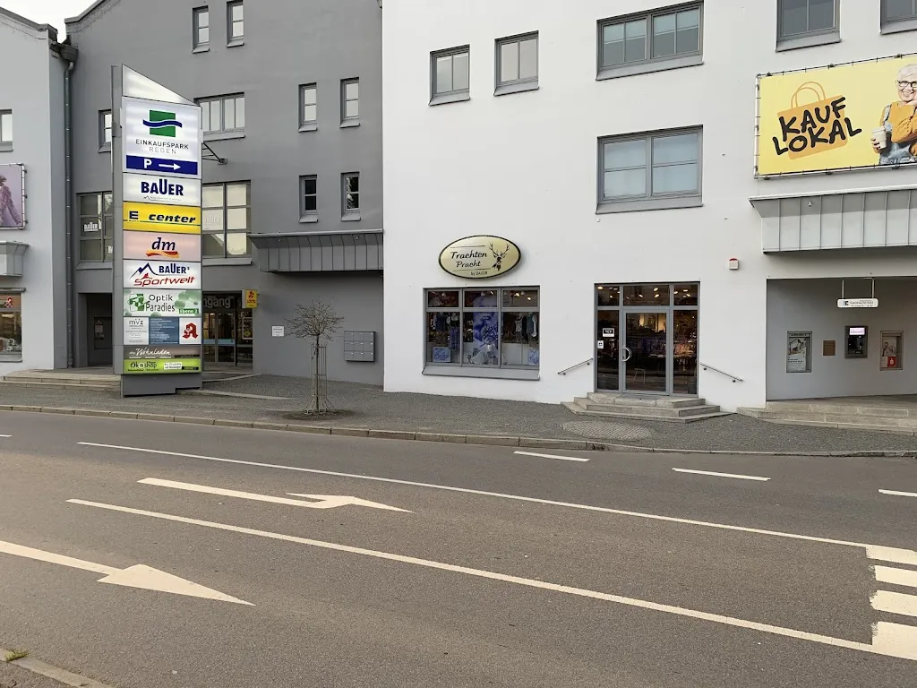 Einkaufspark Regen restaurant in Regen