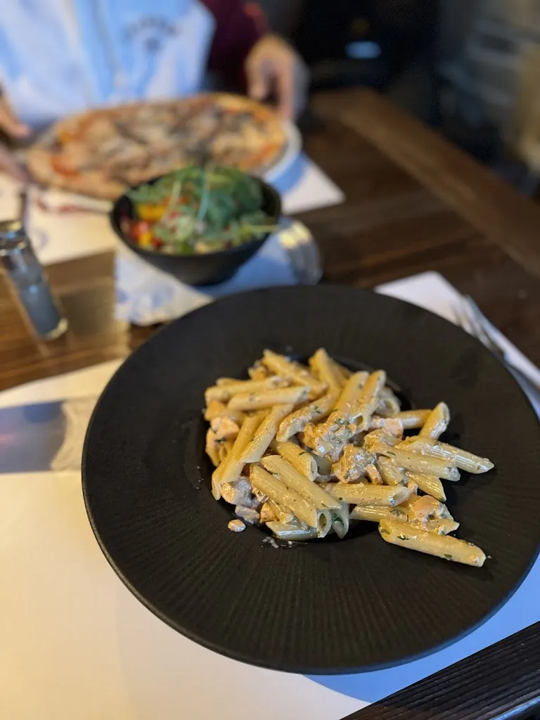 Nusaibh Alamrani_Ristorante Il Gambero_Forggensee_avis