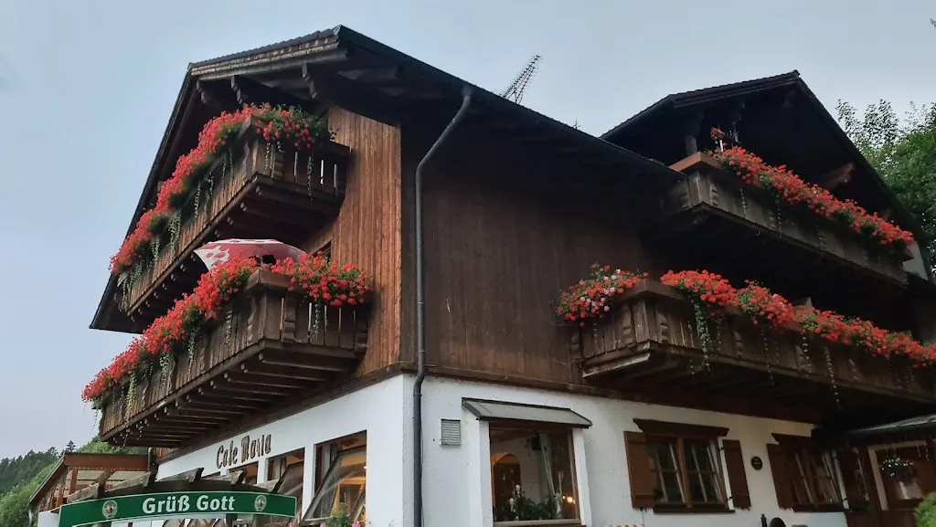 Chris Humphries_Cafe Maria_Forggensee_review