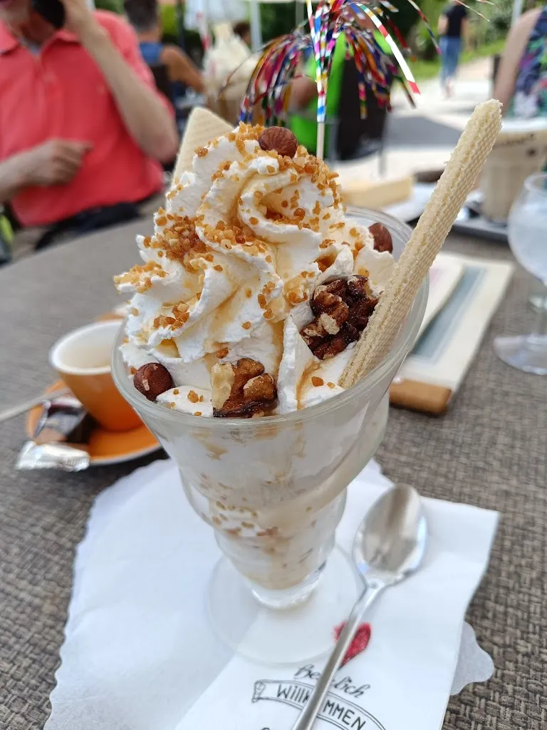 Cafe Maria_Forggensee_slider_image_3