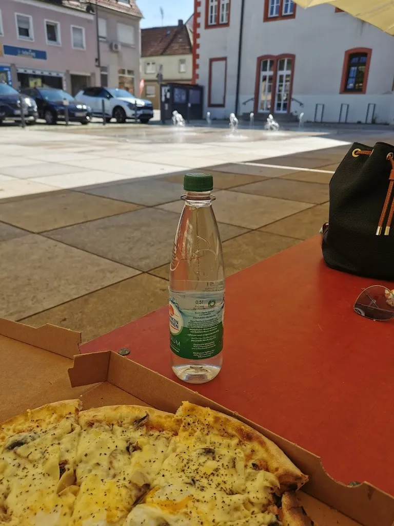 Julia M_Pizzeria Peppone Rimpar_Rimpar_review