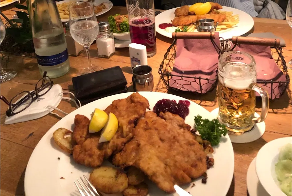 Jan Steffes_Wirtshaus & Eventlocation - zum Murnauer_Staffelsee_review