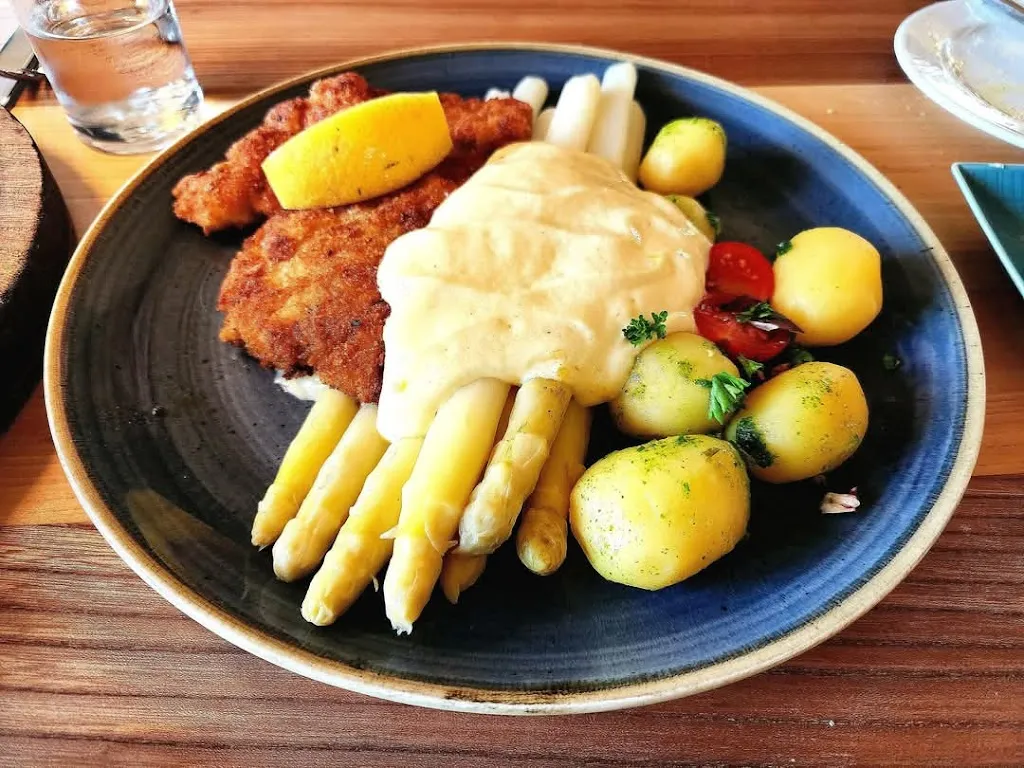 Tammy Schur_Seerestaurant Alpenblick_Staffelsee_review