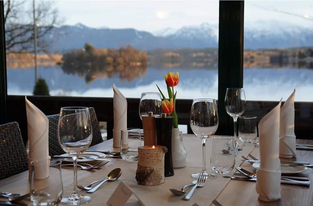 Seerestaurant Alpenblick restaurant in Staffelsee