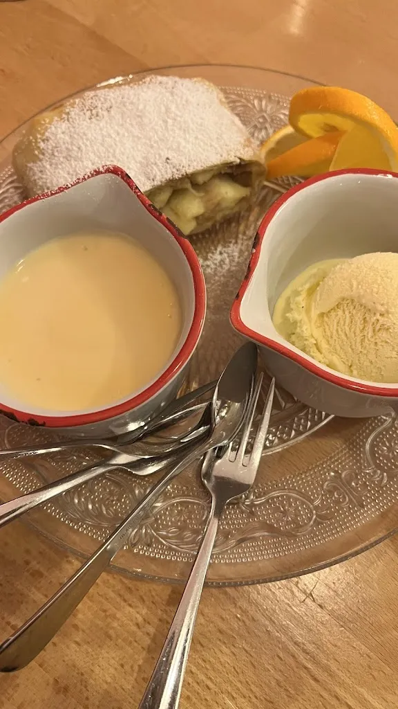 Courtney Langlois_Zum Beinhofer_Staffelsee_Bewertung