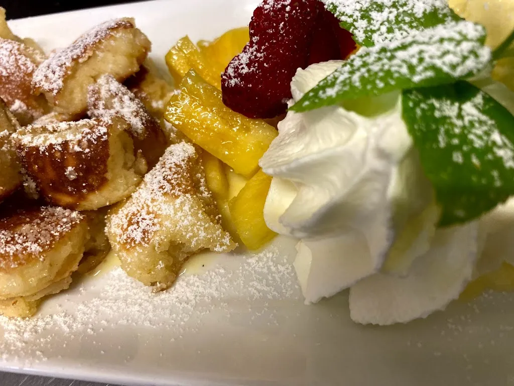 Cafe Restaurant Maritimes_Roding_slider_image_3