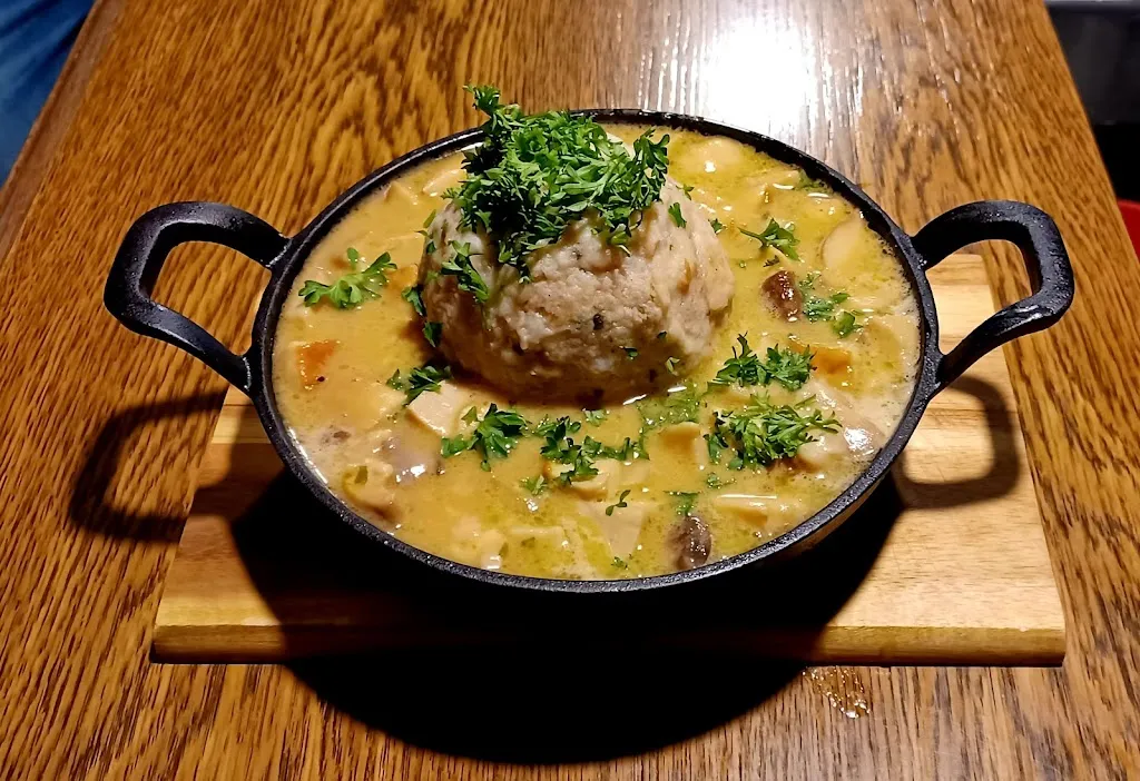 Bei Krügers im Gasthaus zum Sepp_Roding_slider_image_2