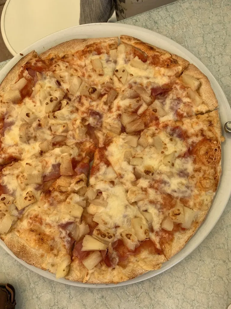 marianne schweizer_Pizzeria Bei Vito Inh. Albamonte Vito Francesco Pizzarestaurant_Roßtal_review