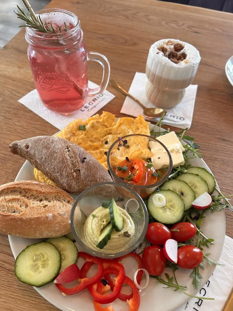 Lecrio Esszimmer_Roßtal_slider_image_2